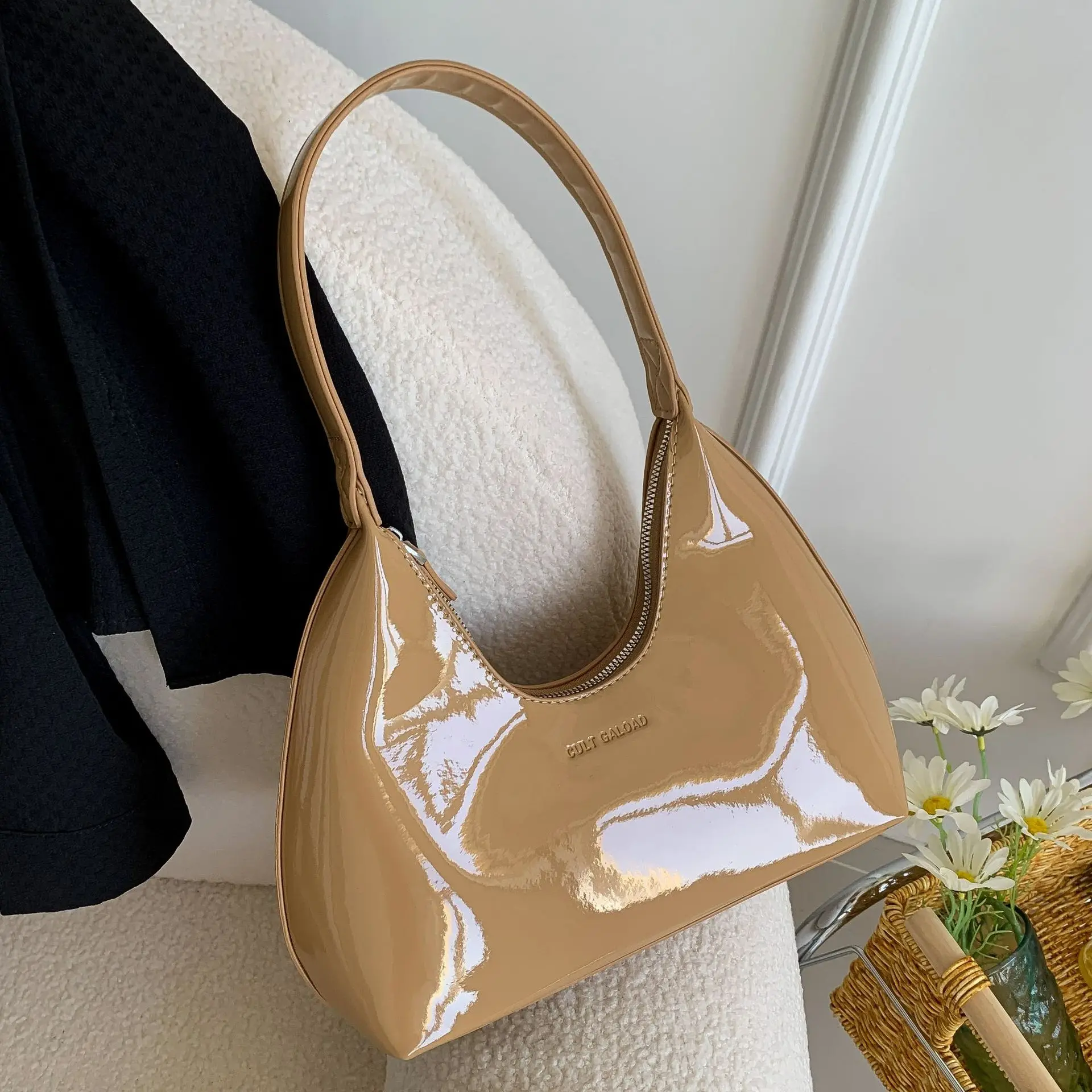 

Patent Leather Bag Women's Bags Crescent Bag Women's Shoulder Bag Women's Handbag Texture Fashionable Underarm Bag
