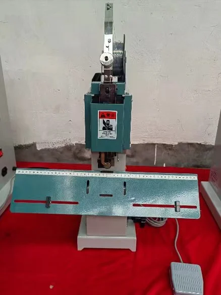 High-Speed M2000 Wire Stapler High-Speed Saddle Stapler Wire Binding Machine