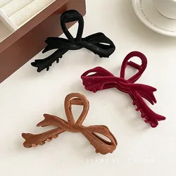 Pinza para el pelo de Color sólido con forma de hoja para mujer, Clip de agarre esmerilado, accesorios para el cabello, herramienta de estilismo, horquilla que combina con todo