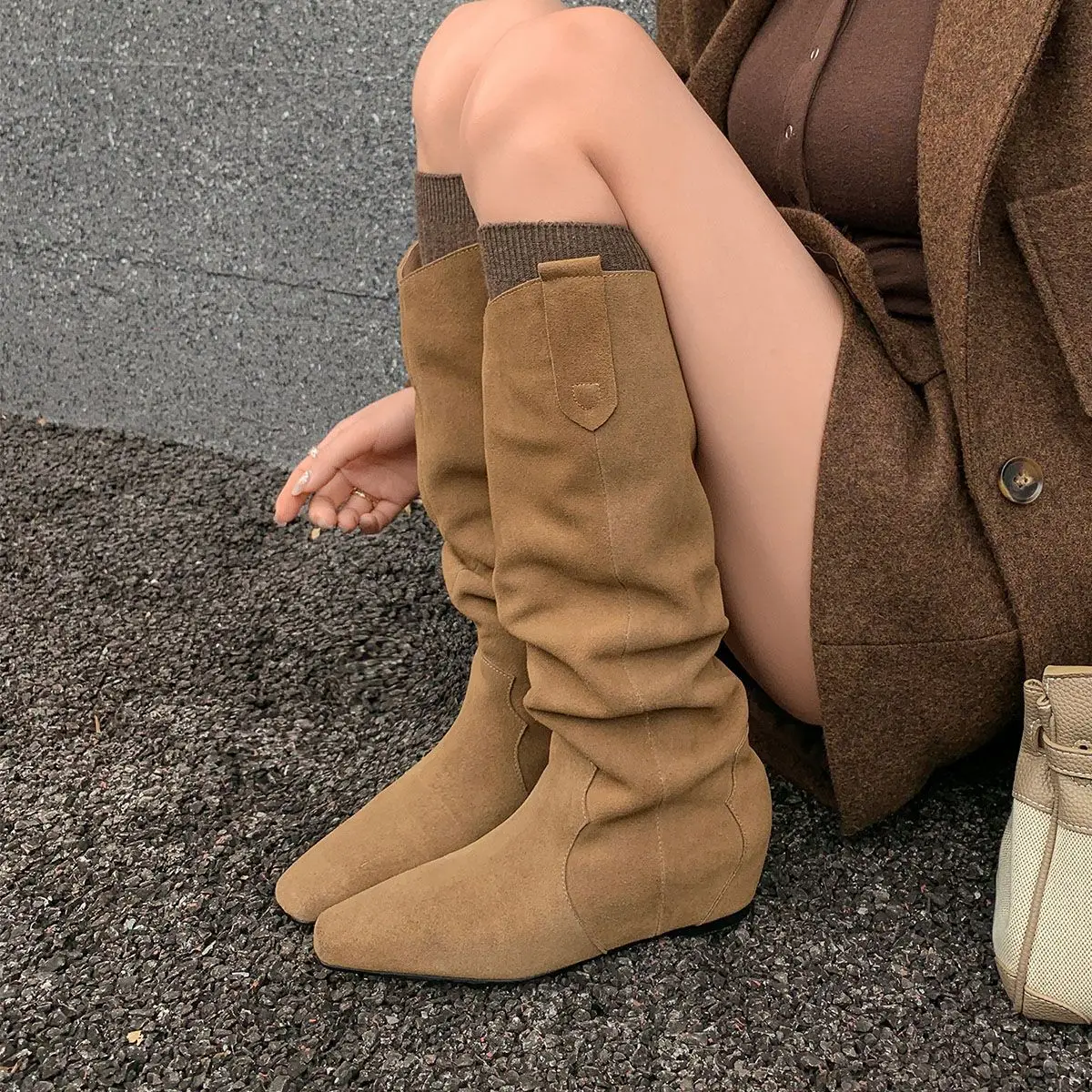 

Arden Furtado Autumn Cow suede Increased Internal Modern boots Square toe slip-on Middle heel Pleated Knee high boots Large size