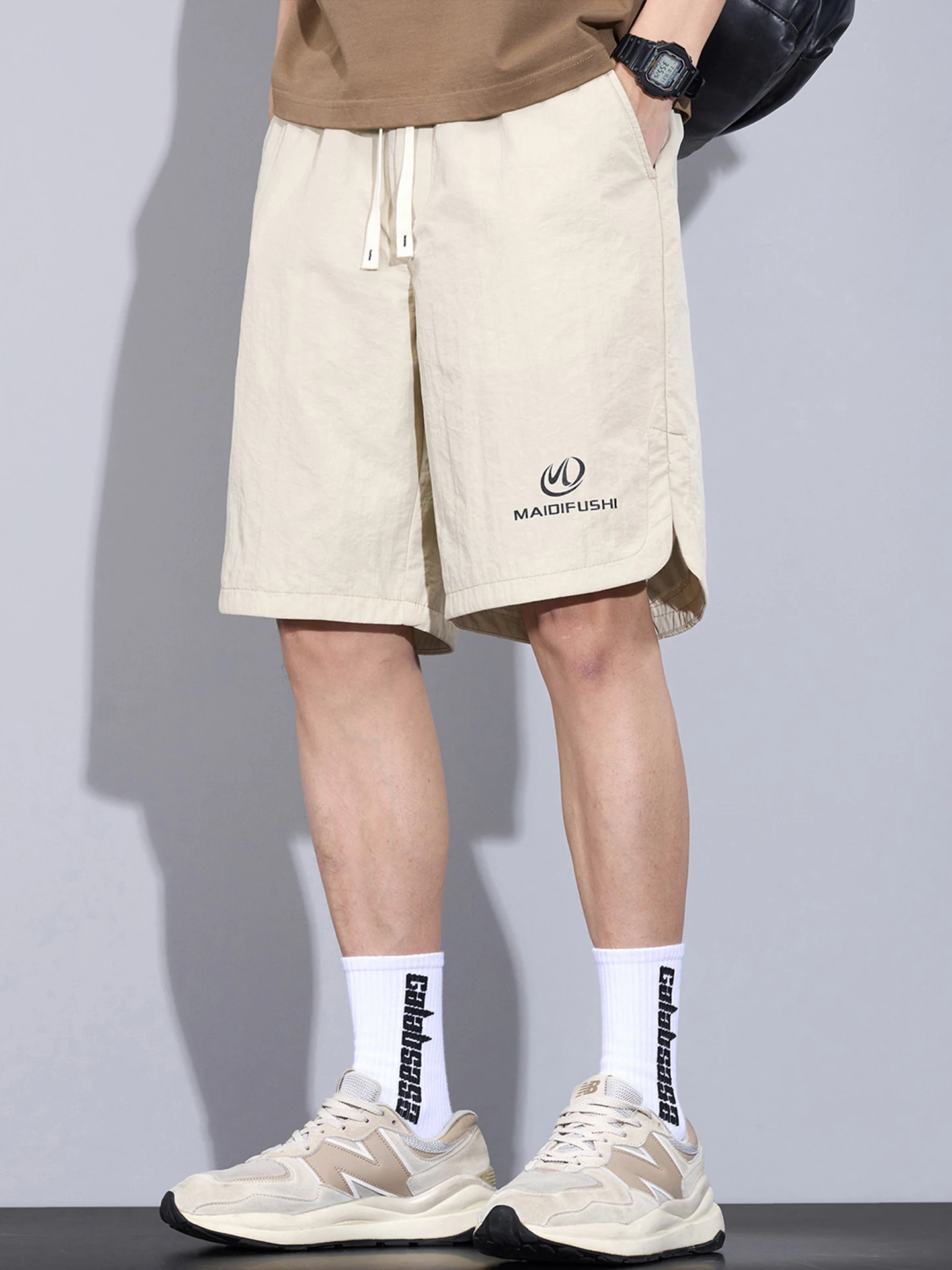 

Ice Silk Cool Feeling Casual orts Men's Summer Thin Loose Versatile Breathable Qui Dry Sports Mid-Length Five-Quarter Pants