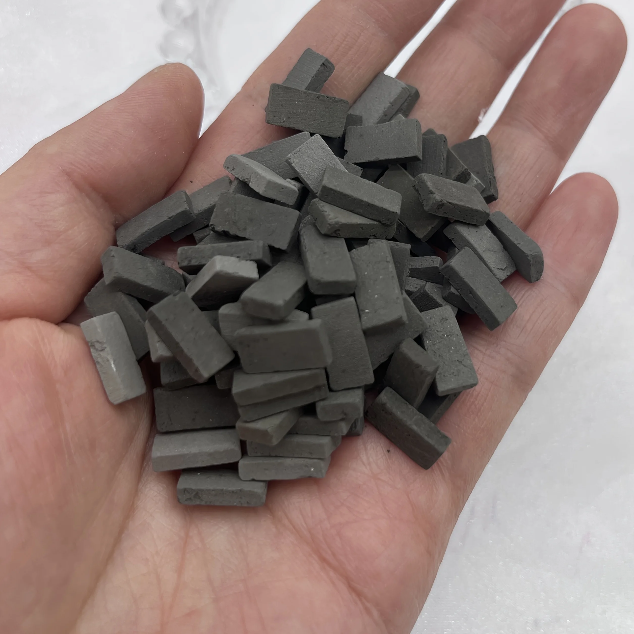 50 SZT. Miniaturowe Klocki Rzemieślnicze Sztuczne Ręcznie Robione Materiały Dekoracyjne z Gliny DIY Budowanie Ścian Architektura Ogród Krajobraz