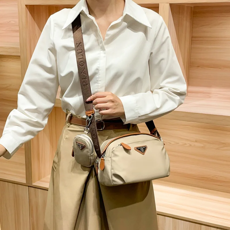 

Luxury minimalist crossbody bag, casual travel chain shoulder bag, women's zipper bag with designer letter logo