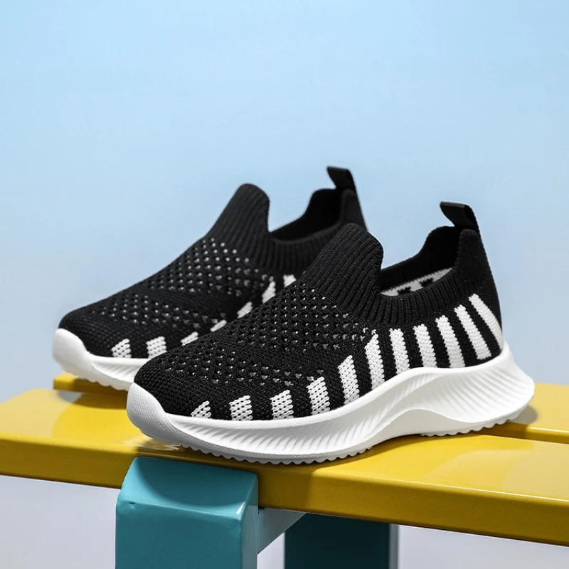 

Children Running Sneakers Boys Girls Casual Mesh Breathable Anti-Slip Walking Patchwork Tenis Toddler Soft Soled Girls Shoes