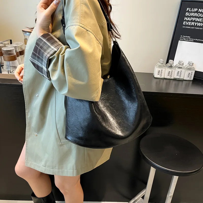 

2025 New Vintage Underarm Bag for Women Genuine Leather Large Capacity Multi-way Crossbody Tote Retro Chic Work Purse for Office