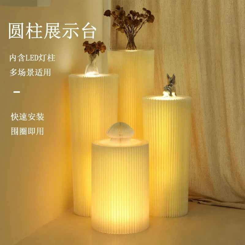 

Luminous Cylindrical Display Stand Quick Installation Atmosphere Arrangement Round Display Stands with Light Bars