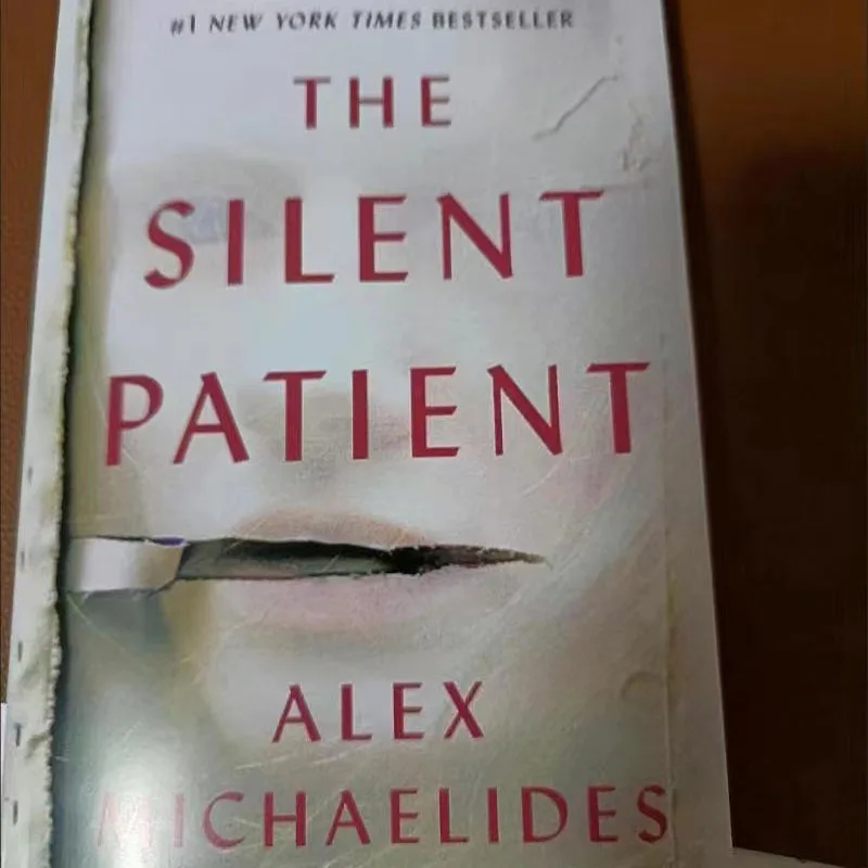 1 Book The Silent Patient by Alex Michaelides Paperback English Novel Bestseller Book