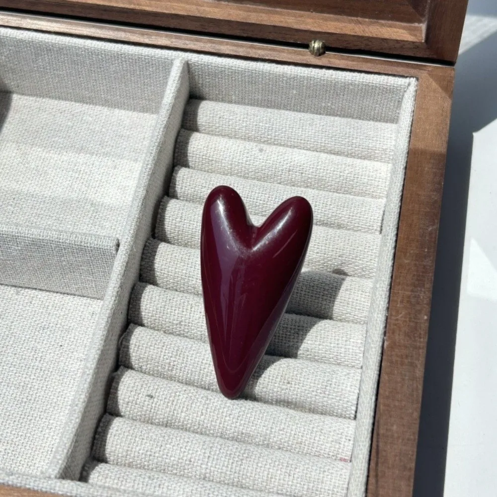 Oversized High Gloss Resin Ring Bold Design Retro Style Heart Ring INS Style Oversized Fashion Ring Party Outfit