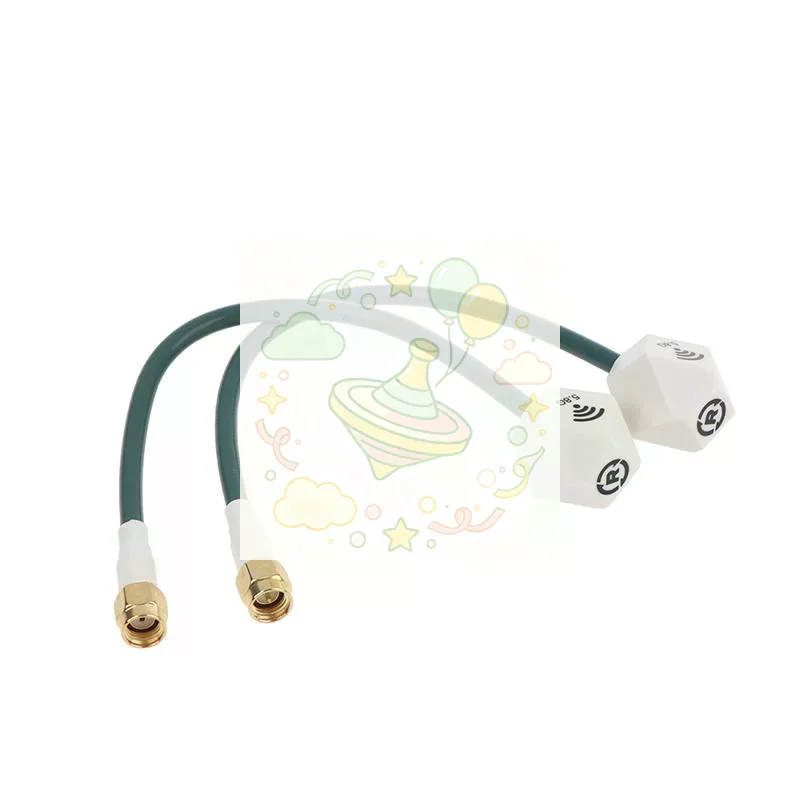 5.8GHz FPV High Gain Antenna RP SMA Connector Low Latency Anti-Jamming Signal for RC FPV Quadcopter Drone Flying view 5