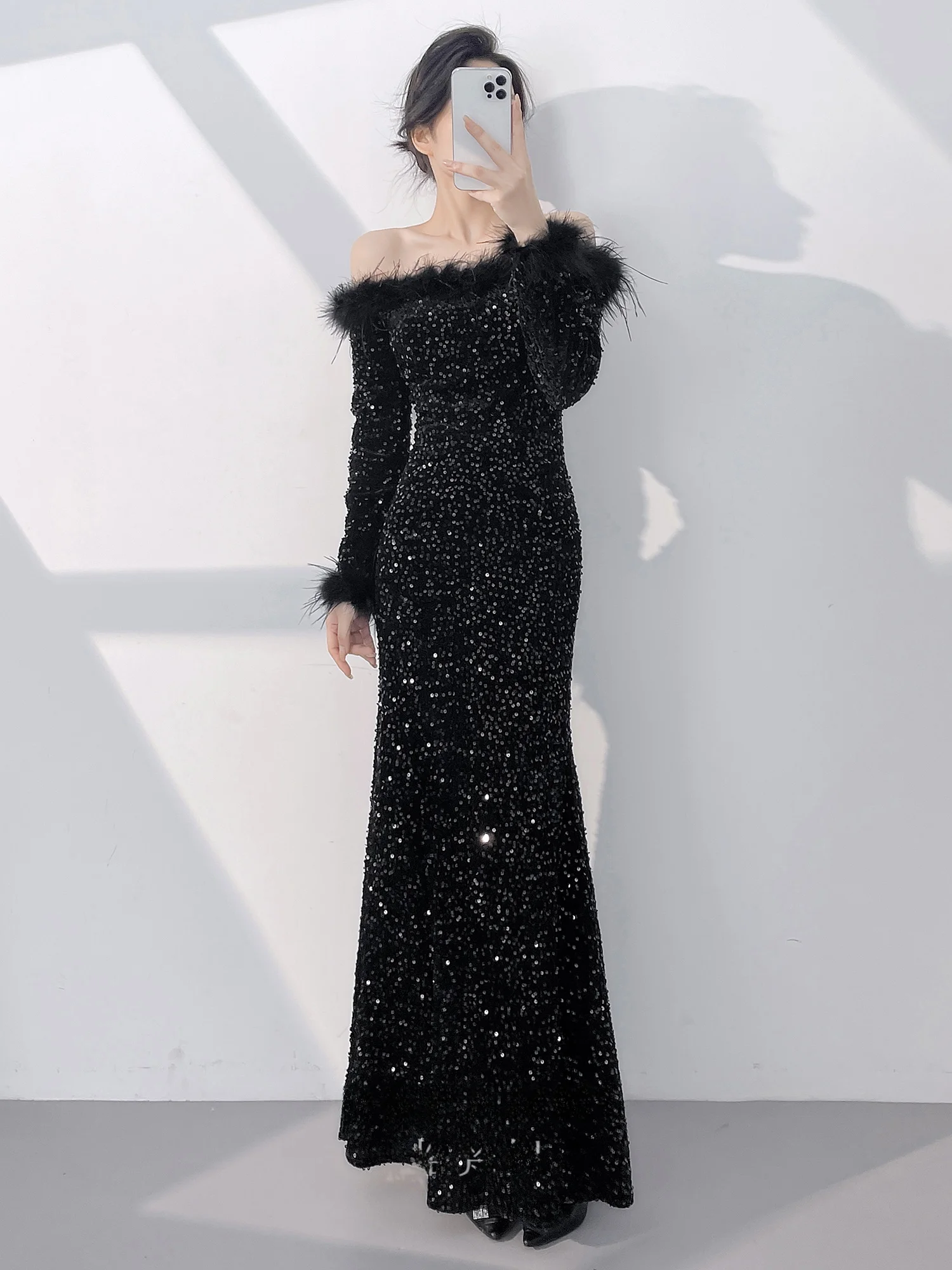 

Ele Bla Evening Gown Women's 2026 New High-End One-oulder Fi-Tail Dr Winter Long Sve for Year-End Par