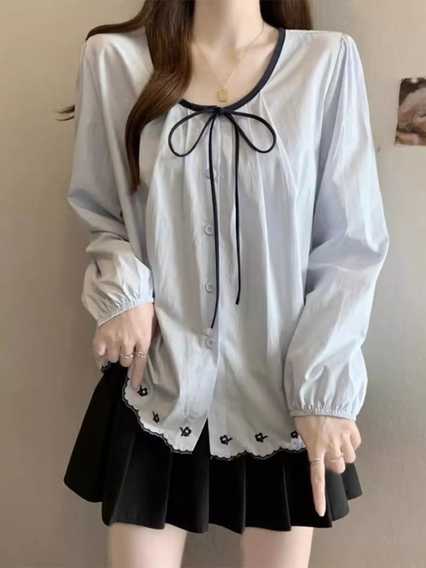 

Light Blue Embroidered Long Sve irt Women's Bow Tie Flower Spring Early plus Size Korean Sle Casual Loose Fit Top