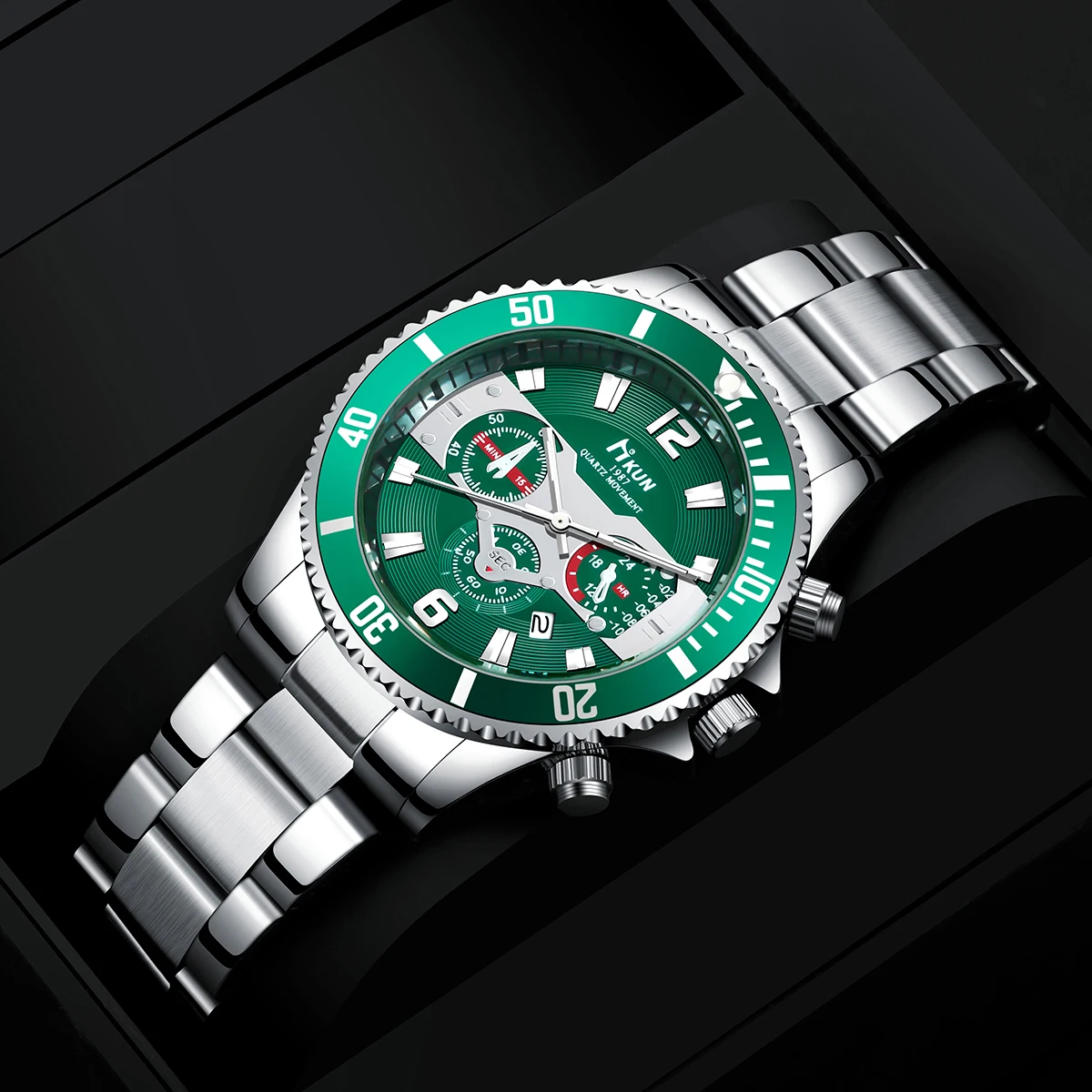 Fashion Watch Casual Clock  Business Men Quartz Watch Calendar Green Water Sport Men Quartz Wristwatch