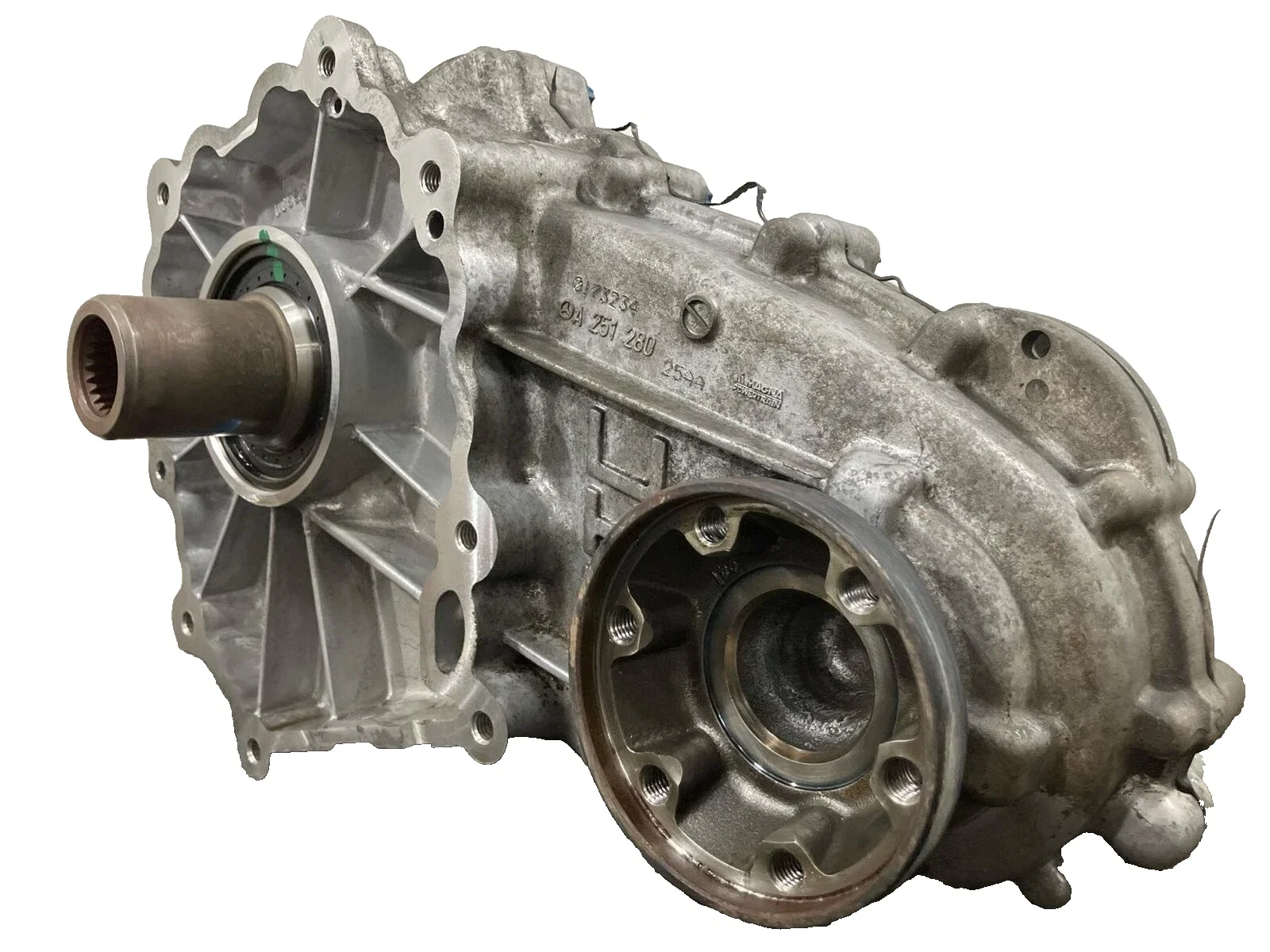 Transfer Case Assembly 52123725AA for Dodge Durango Jeep Grand Cherokee 3.6L 2014-2019 Auto Transmission Parts