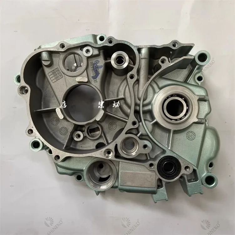 CG150 CG175 CG200 ZONGSHEN Air Cooled Motorcycle Engine Crankcase Left Right Cover