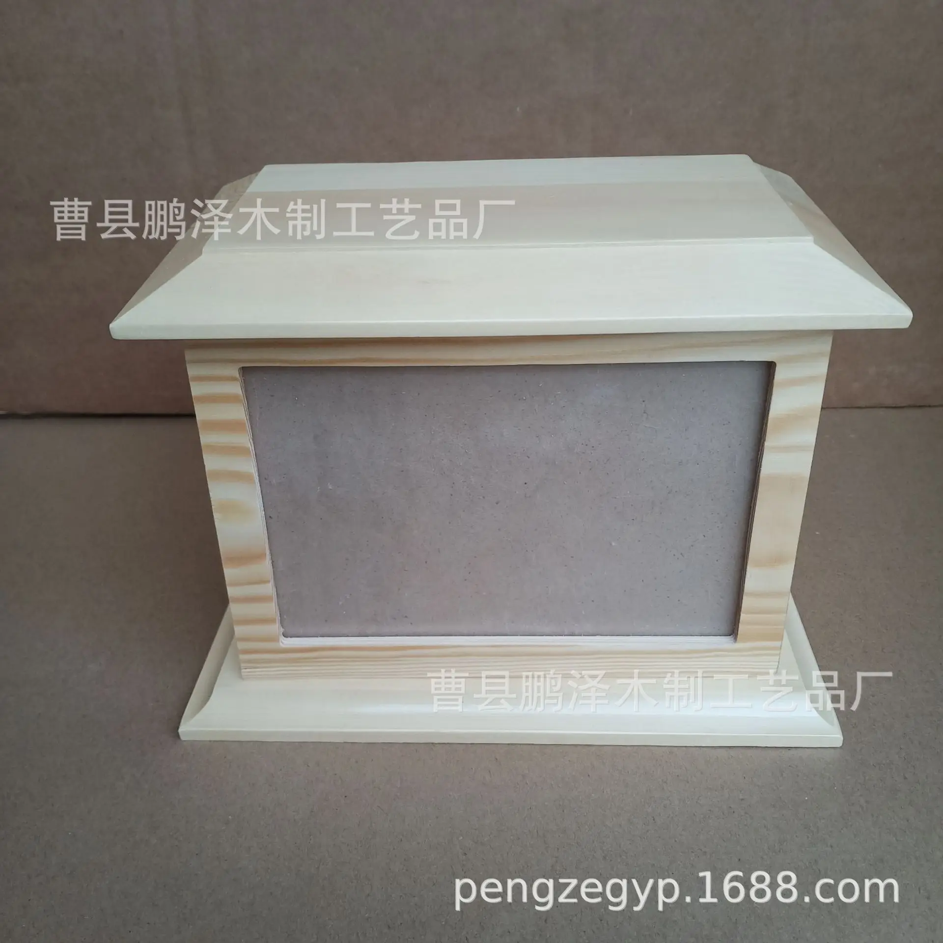 

The factory supplies wooden animal urns, cat and dog pet urns, wooden funeral supplies can be used as logos