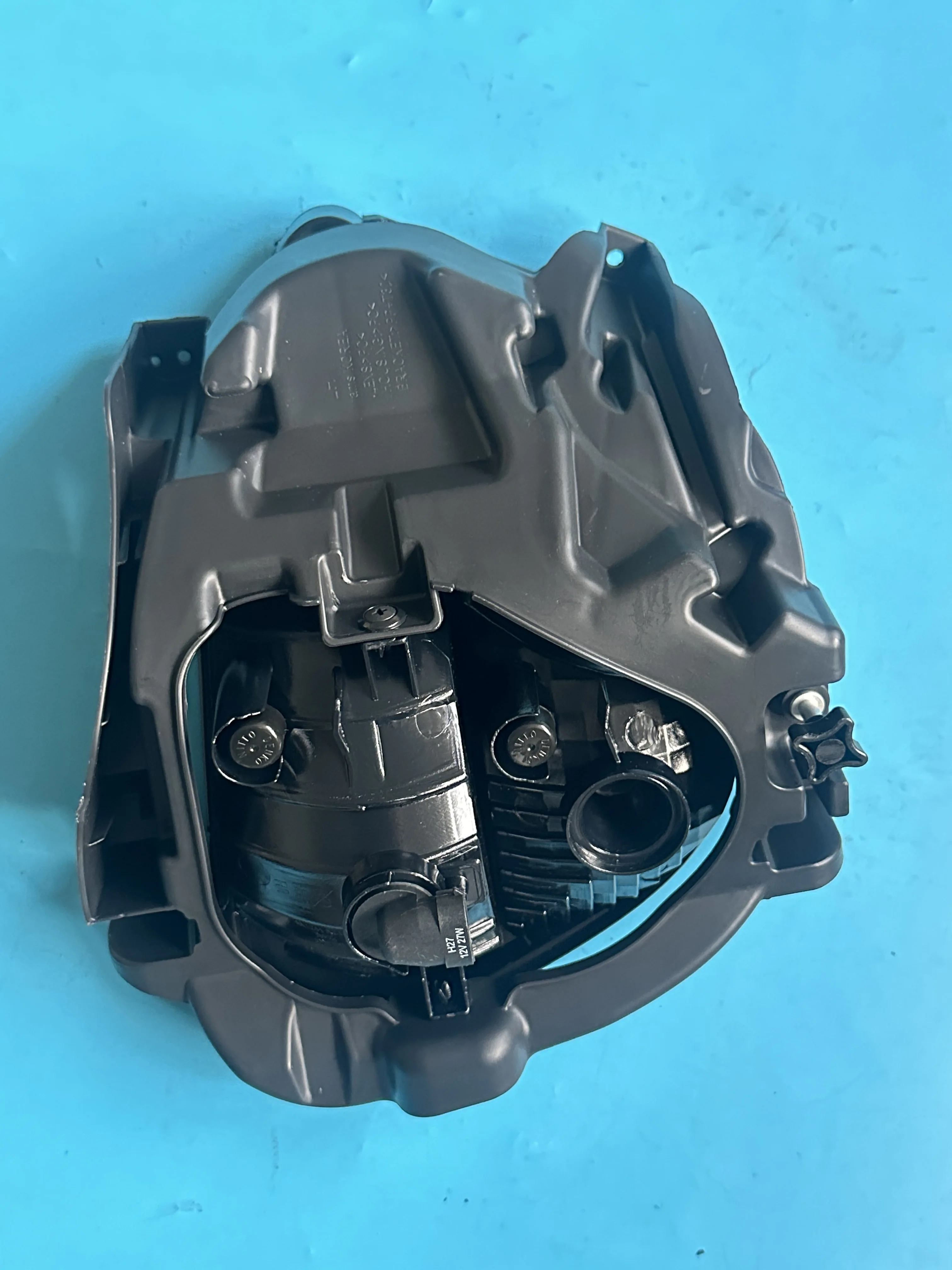 Front Bumper Fog Lamp Fog Light Assembly Left 8320132500 Right 8320232500 For Ssangyong Actyon Actyon Sports II 2013-2018