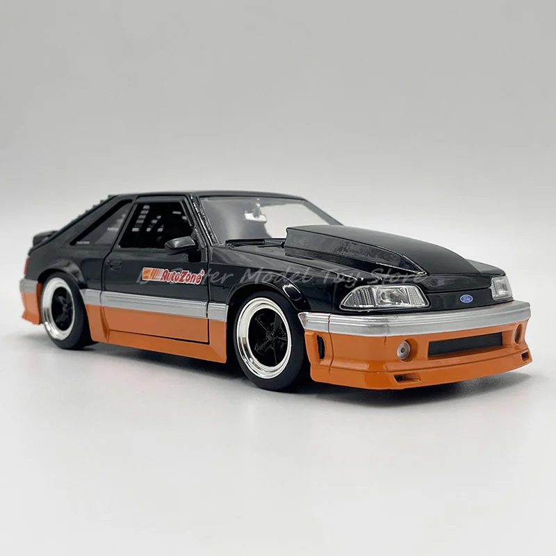 

Литая модель автомобиля Jada Mustang GT 1:24, Коллекционная модель