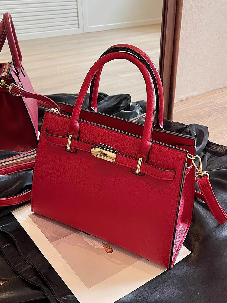 Wedding Bag Advanced Texture Small Bag Women's Bag Large Capacity New Red Envelope Handbag Red Wedding Bride Messenger Bag