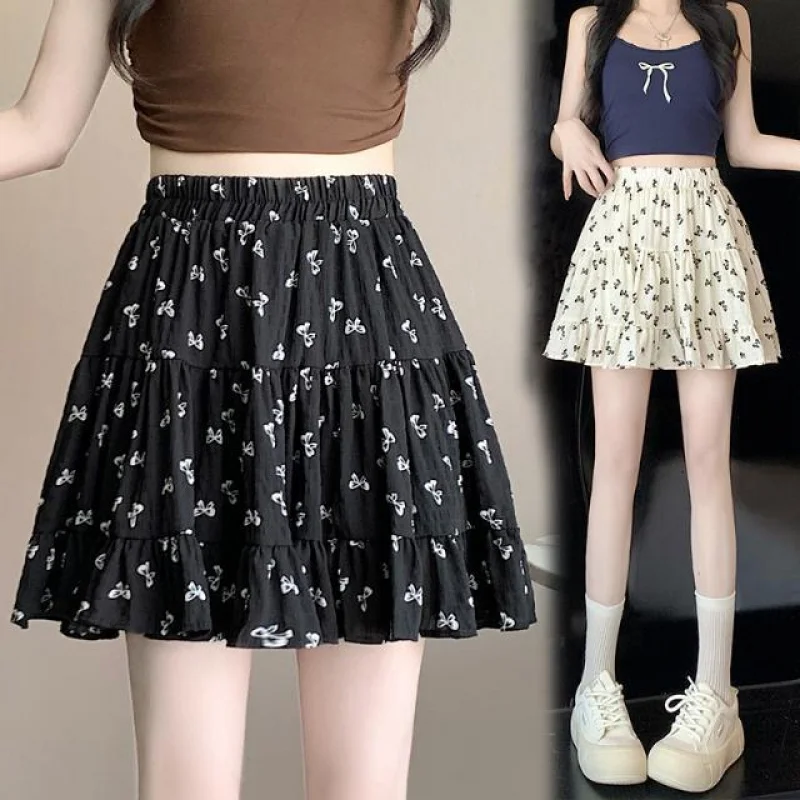 Spring Summer Woman Skirt Sweet Cute Elastic Waist Sexy Short Pleated Skirts Girl Printed Black Halfskirt College Style
