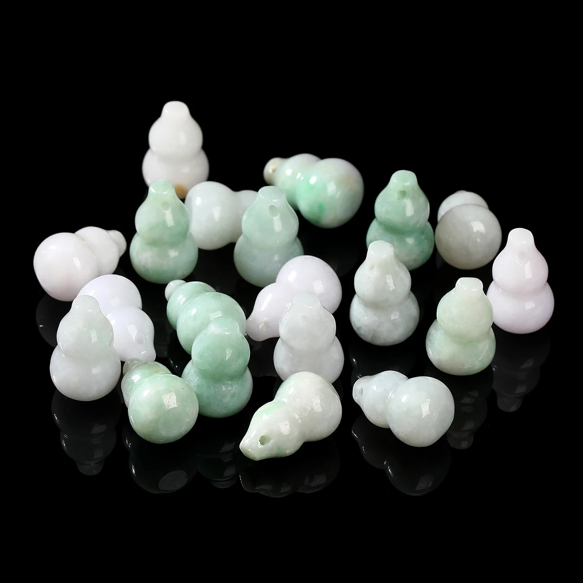 1 Pc Natural Stone Emerald Jadeite Carved Gourd Shape Beads Lucky Pendant for Jewelry Making DIY Necklace Bracelet Accessory