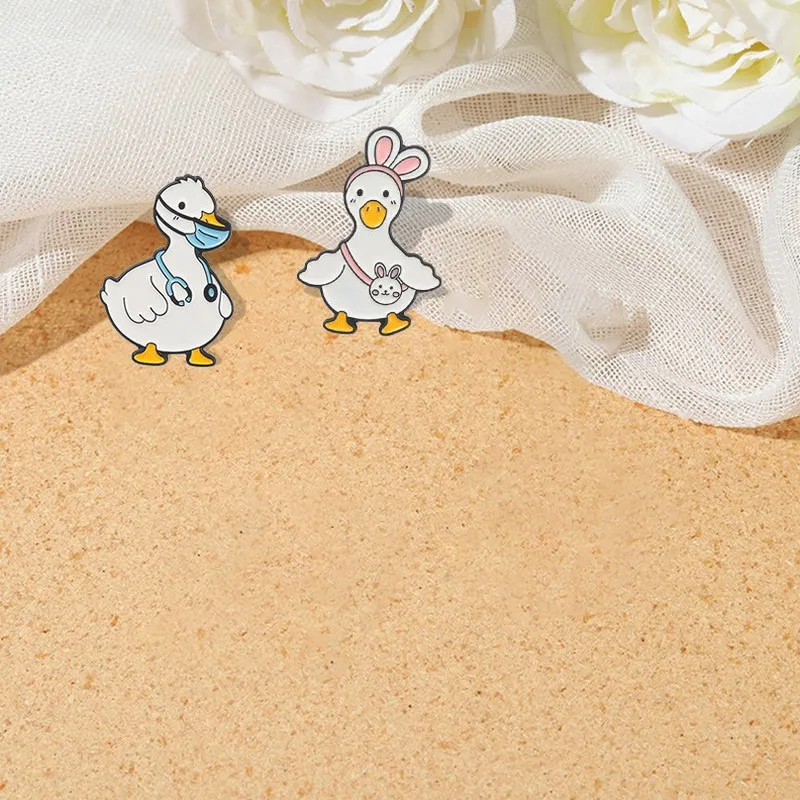 Pin Custom Goose Duck Shopping Swim Cycling Brooch Bag Lapel Pin Cartoon Funny Badge Jewelry Gift for Kid Lovely Animal Enamel