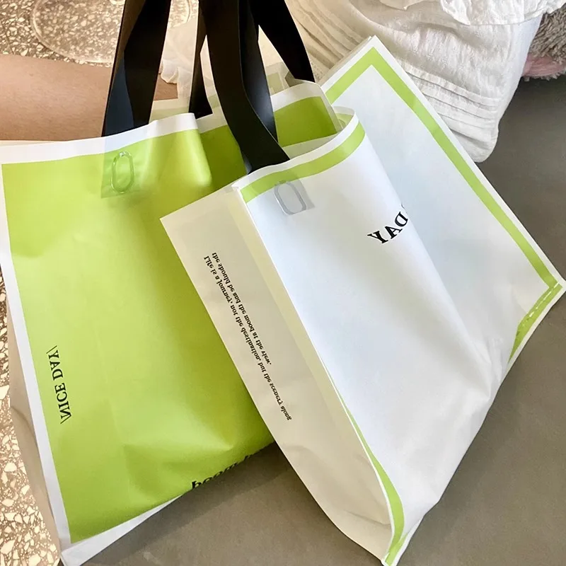 

Custom.Clothing Store Handbag Frosted Plastic Bag Advanced Packaging Shopping Packing Bag Printable