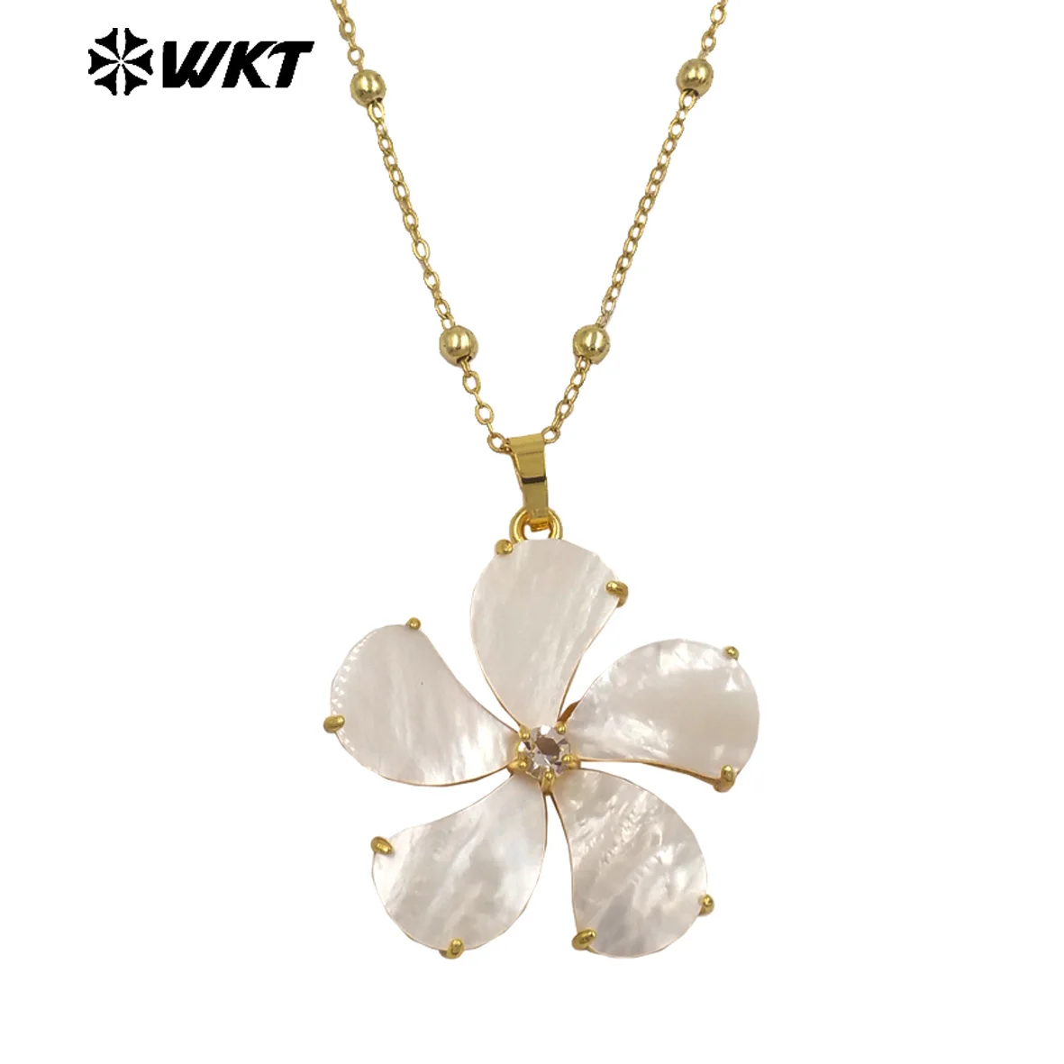 

WT-JN310 Элегантная форма цветка, гладкая ракушка морского ушка, кулон с фианитом, 18-каратное золото, бусины, ожерелье, юбка и аксессуар для свитера