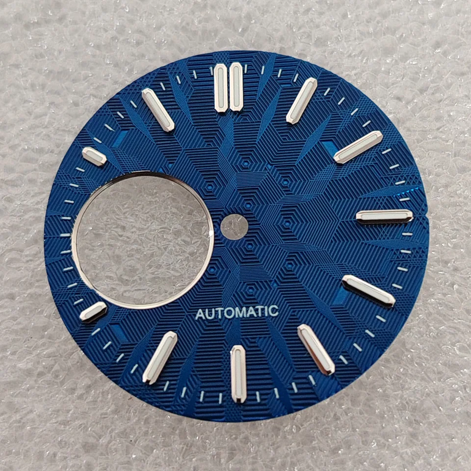 2025 New Geometric Personalized Watch Dial Green Luminous 28.5mm Watch Face for NH38 Movement