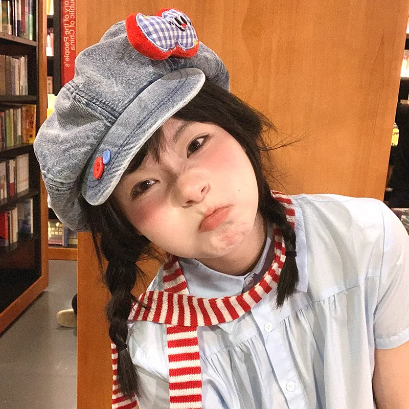 

2025 New Cute Apple Button Design Denim Beret Women's Korean Version Retro Large Version Short Brim Octagonal Painter Hat
