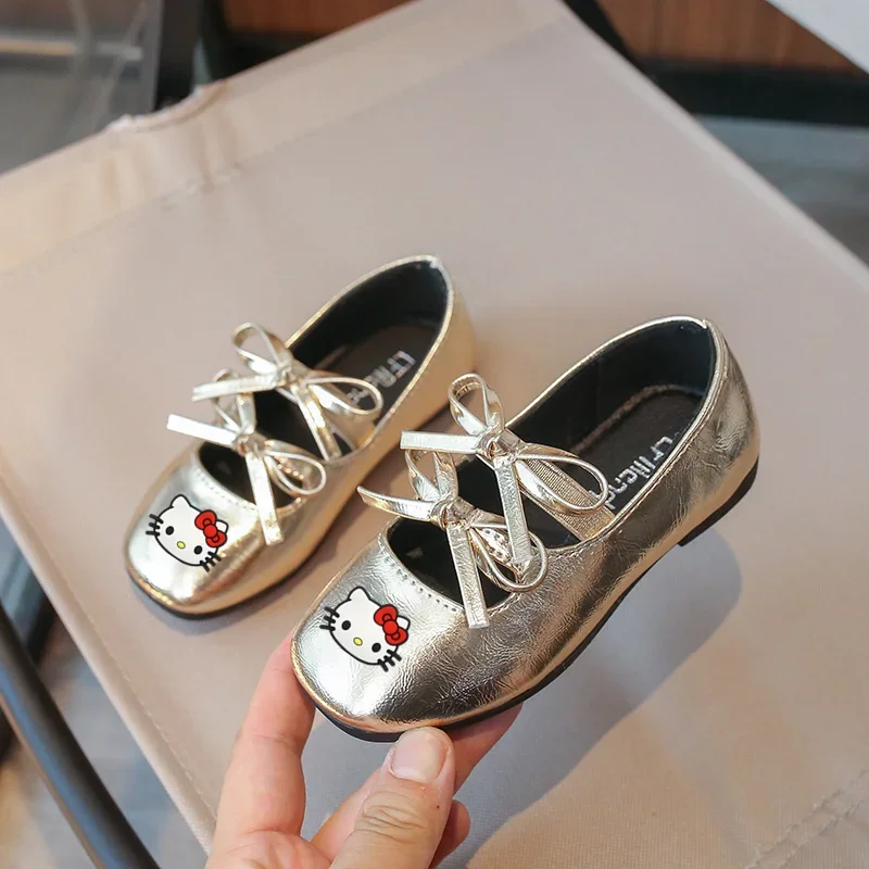 

hello kitty spring fall summer cute bow cute sandals Sanrio girls dance shoes children soft soles casual shoes baby casual shoes