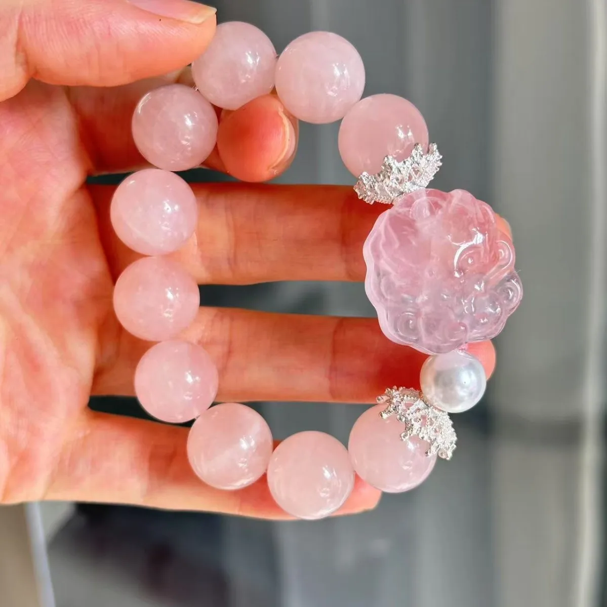 

Natural Pink Crystal Bracelet, Women's Light Luxury Fashion Bracelet, Niche Design