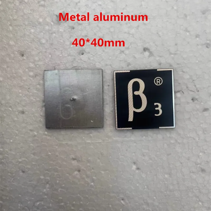 オーディオアンプ,スピーカー,ホーン,x 50mm, 40x40mm用のユニバーサルメタルバッジ付きネームプレート