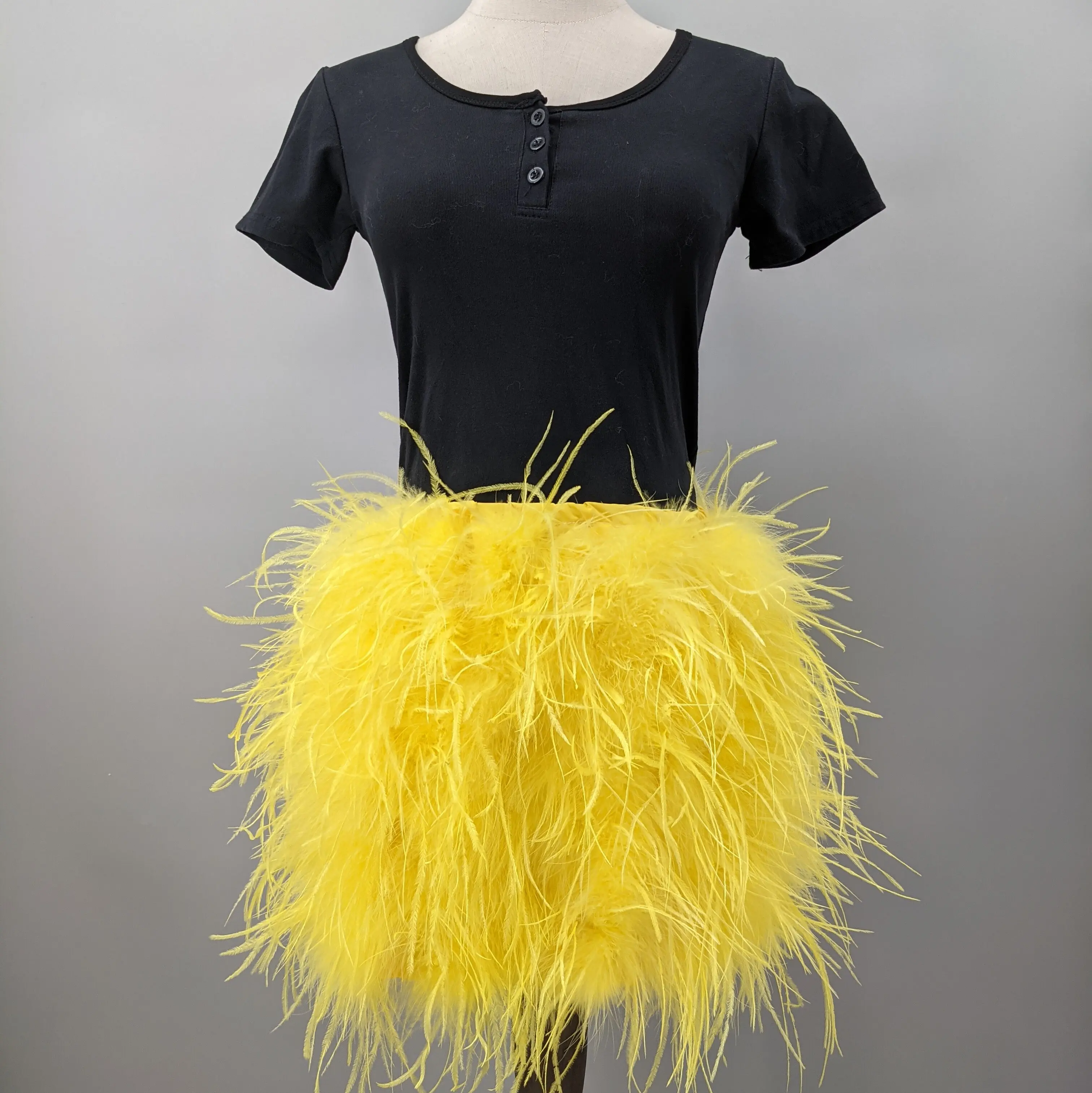 Women Yellow Real Ostrich Feather Mini Skirt Elastic Waist Fluffy Short Skirt Y2K Club Festival Party Outfit 22A0602