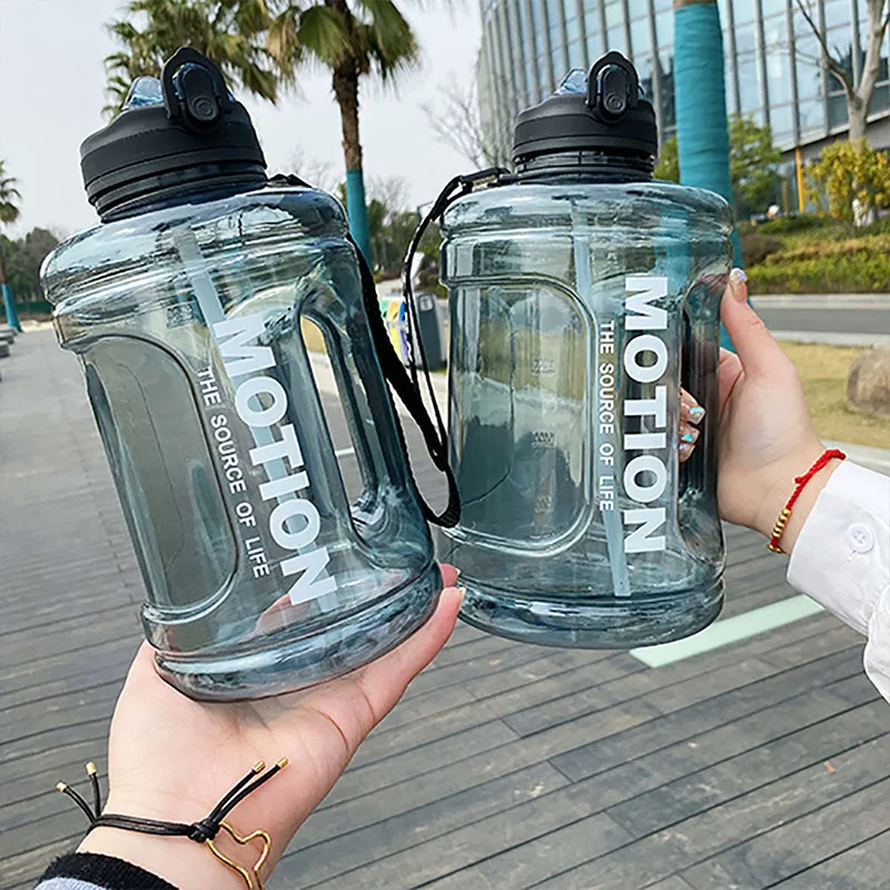 1.5L 2.5L Plastic Sport Water Bottles Large Capacity Leakproof Water Kettle Gym Shaker Outdoor Gallon Bottle with Time Marker