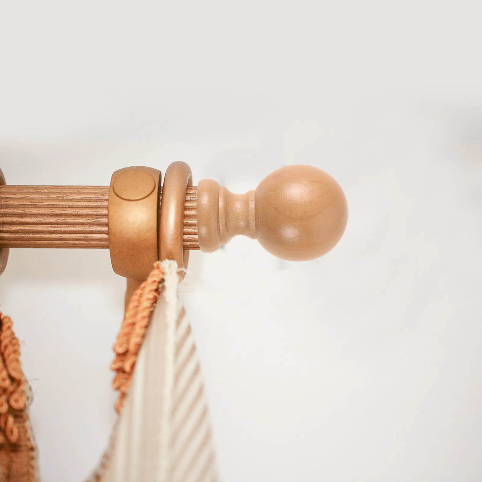 2pcs Wooden Curtain Rod Finials Screw on Toppers Pole End Caps for Window Drapery Rods Replacement