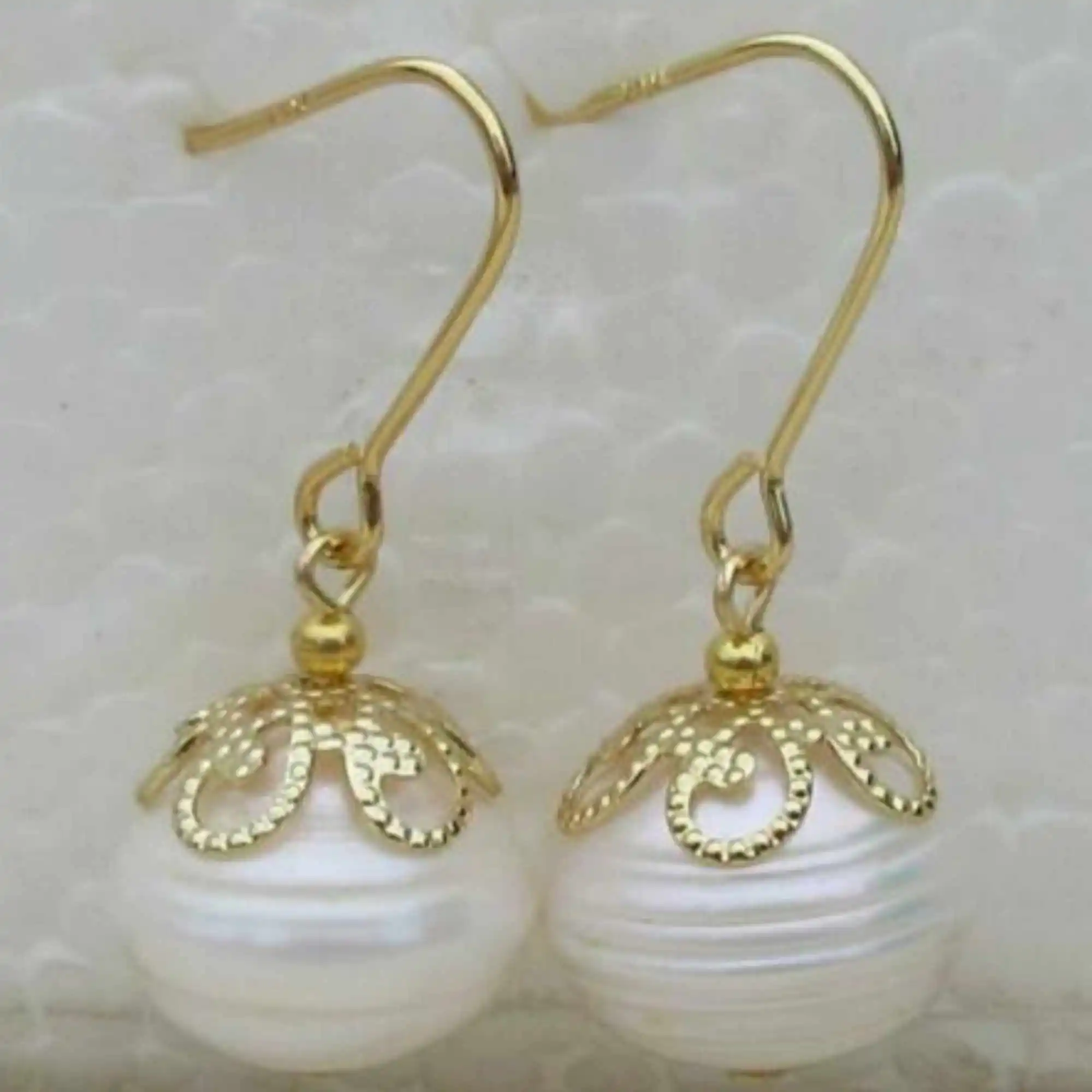 11-12mm Natural white round Southsea pearl 14K gold earrings Wedding Cultured Party Aquaculture Freshwater Hook