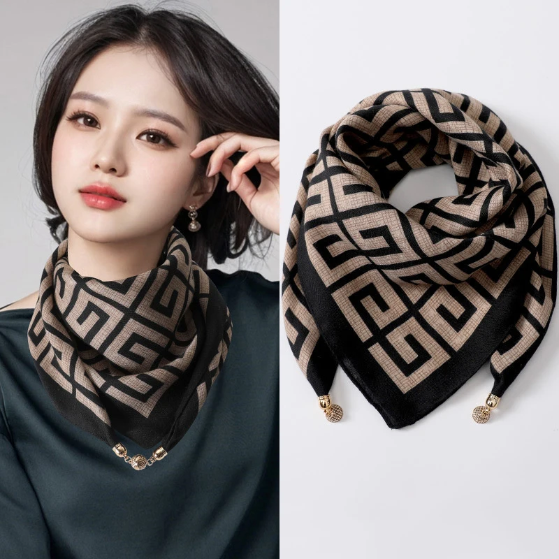 New Retro Warm Square Scarf Magnetic Button Triangle Scarf Cotton Scarf Women\'s Spring Autumn And Winter Western Style Neck