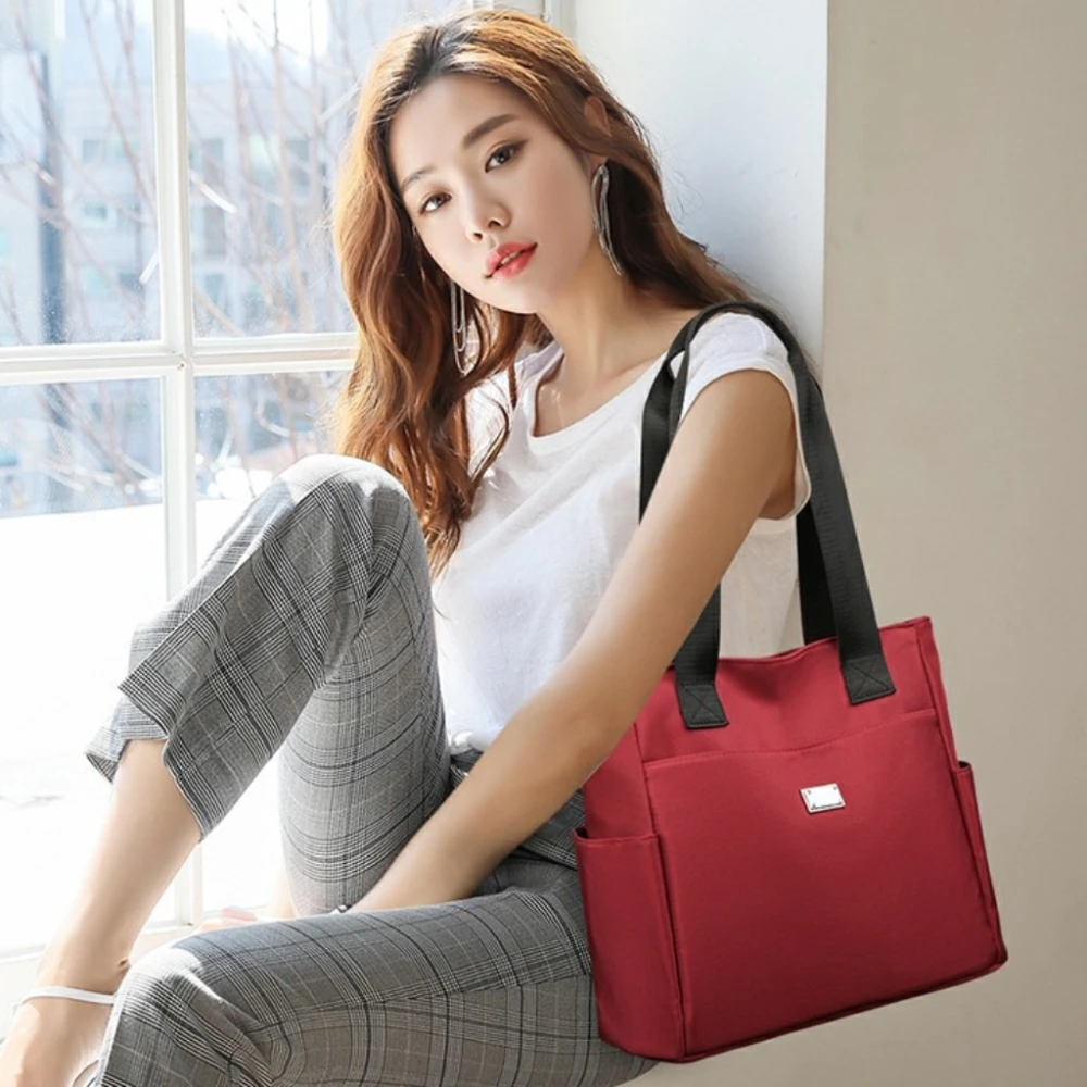 

Women's Shoulder Bag Simple And Versatile Large Capacity Commuting Bag Multi Pocket Oxford Cloth Tote Bag Women's Handbag