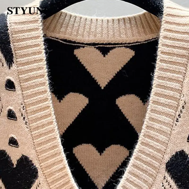 Heart Vintage V-Neck Loose Pullover Knitted Sweater Sleeveless Women's Vest Korean Fashion Autumn Winter Female Tops Female Tops