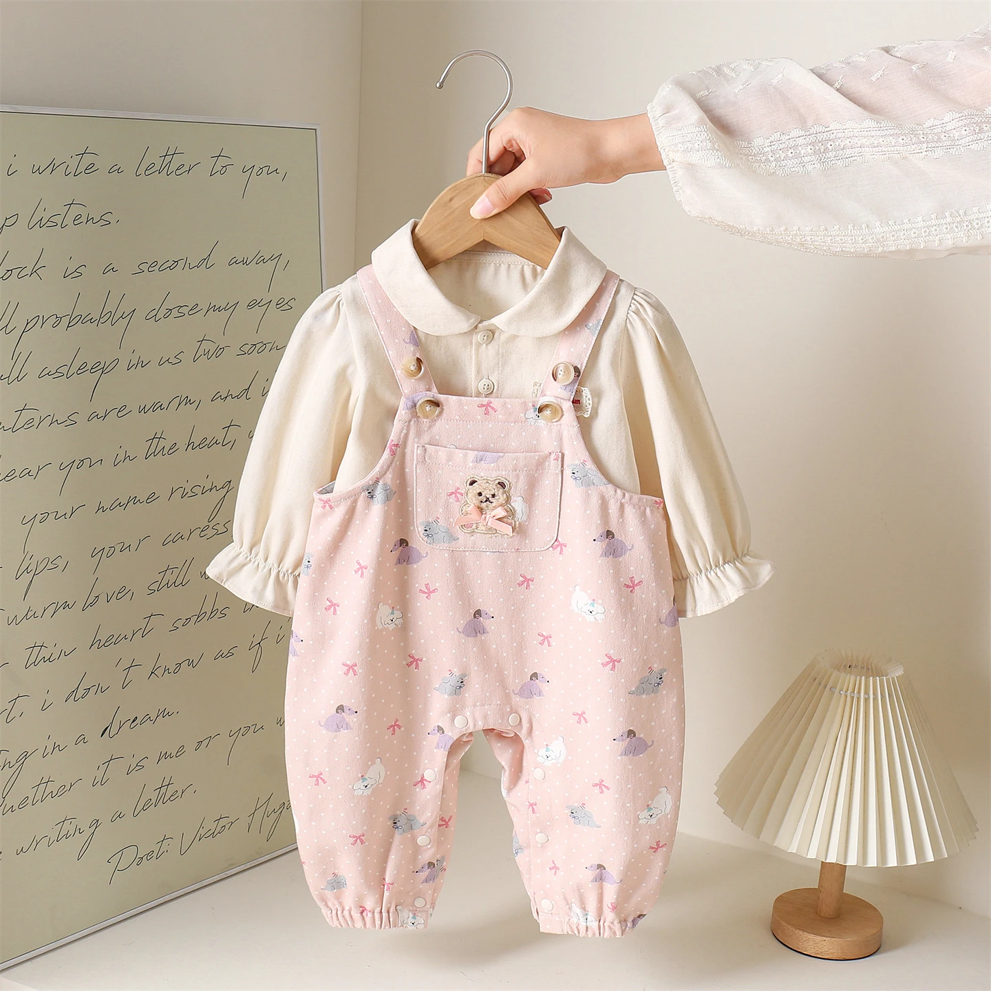 Baby Girl's Faionable Two-Piece Suit Cotton Overalls And irt Set Autumn Wear Adjustable Waist Long Sve round Ne Top