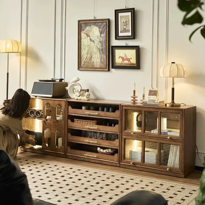 Französischer Retro-Kombinationsschrank Wohnzimmer Rot-Eichen-Bücherregal vom Boden bis zur Decke Integrierter Mittel- und Antik-Aufbewahrungsschrank