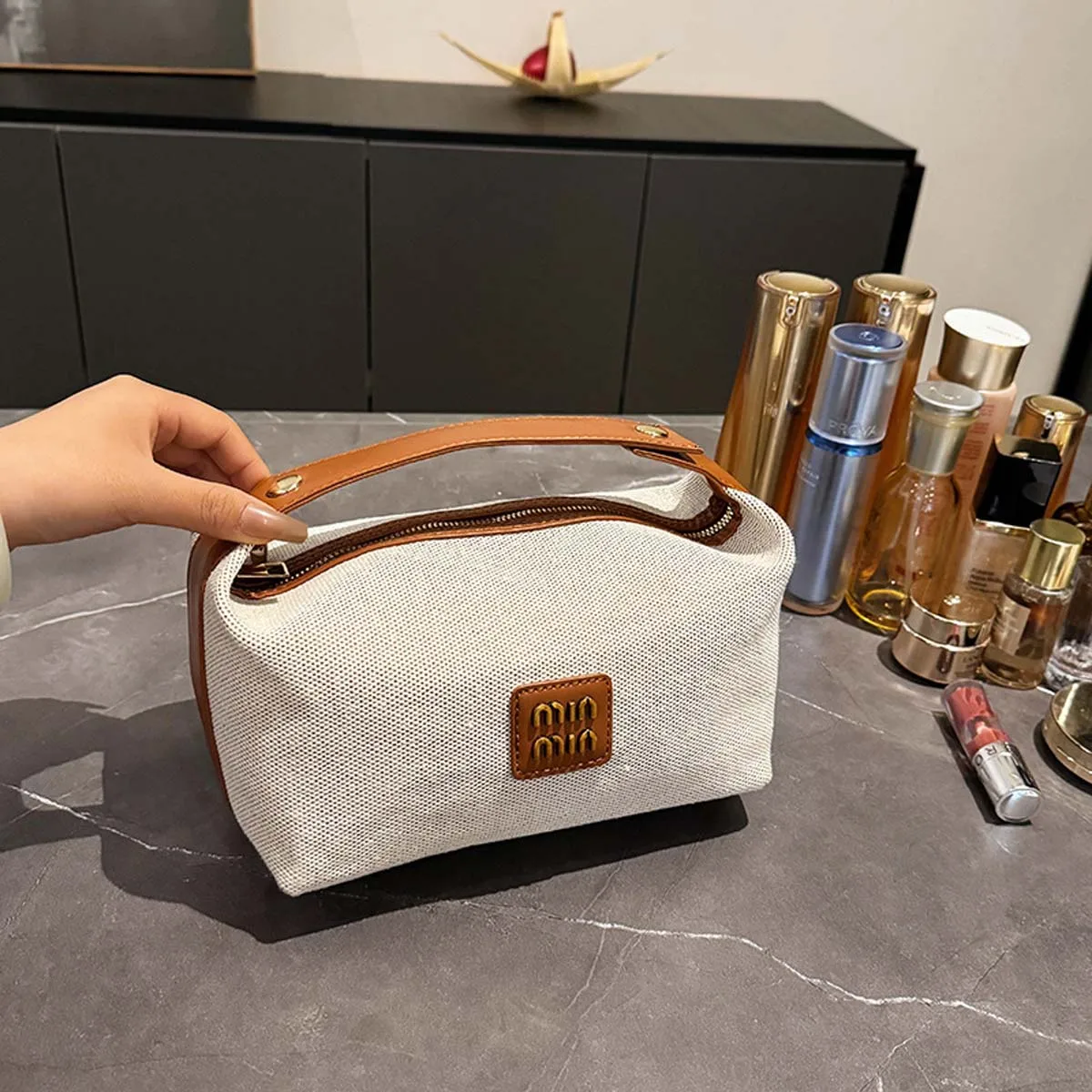 Double-Layer Hand-Held Bag, Metal Label Cosmetic Bag, Retro Canvas Portable Hand-Held Bag with a High-End Feel for Storage
