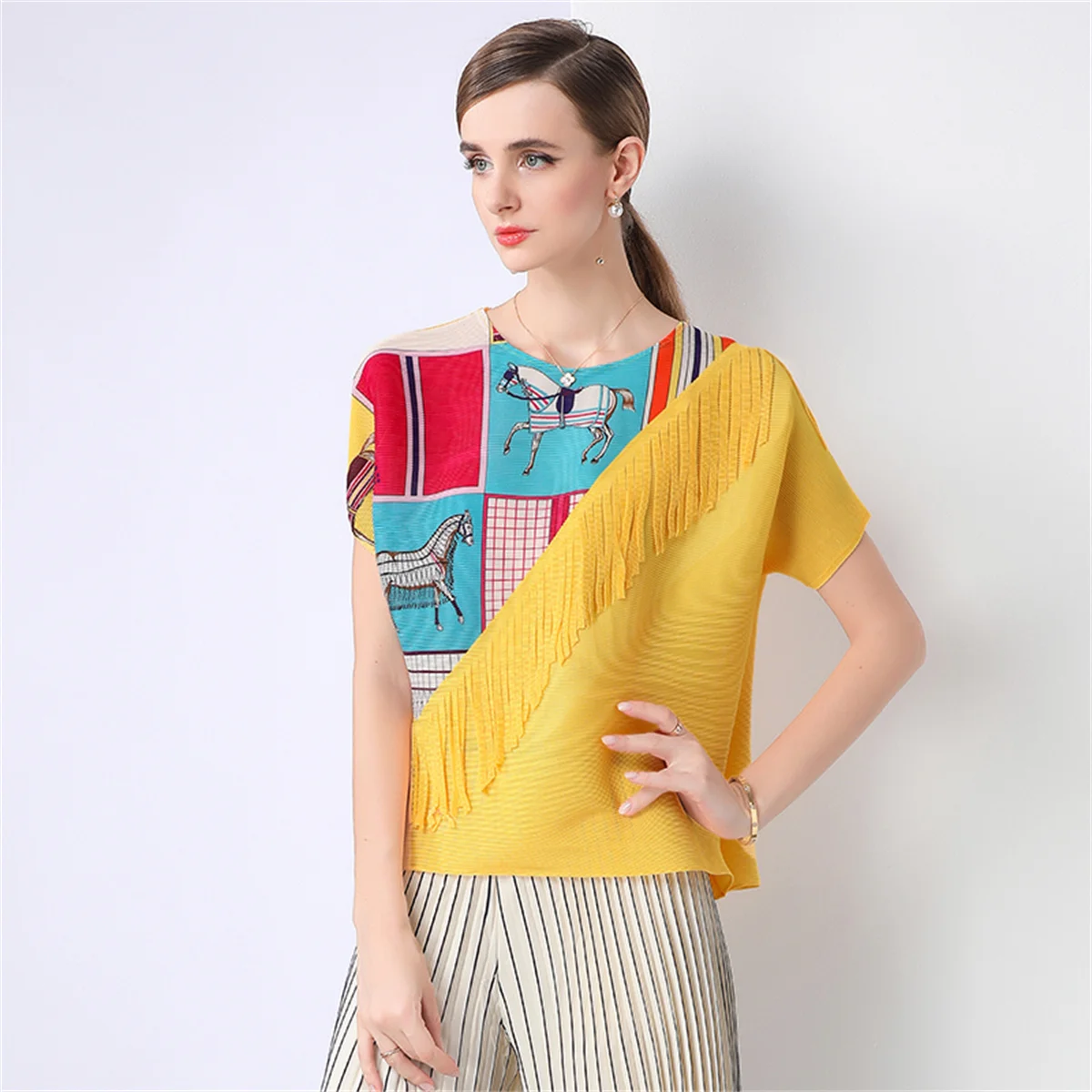 

Miyake Pleated Clashing Color Printed Pullover Women's Tshirt Blouse Elegant O-neck Short Sleeve Tassel Loose Female Tops