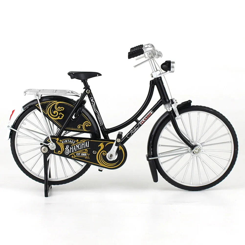 

Vintage Bike Alloy Desktop Decor Retro Style Lifelike Miniature Cycling Sculpture Home Ornament Gift for Bike Collectors
