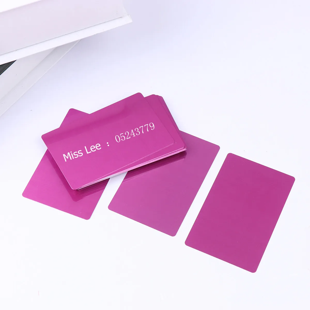 

50Pcs Thin Colored Anodized Aluminum Blank Business Cards for DIY Engraving Cnc Engraver Machine Engraver Name Card Purple
