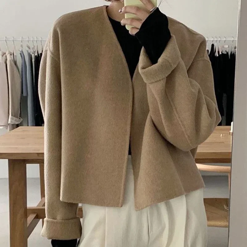 Autumn Winter 2024 V-neck Woolen Short Coat Women Simple Loose Casual Puff Sleeve Jackets Korean Chic Elegant Chic Cardigan Tops