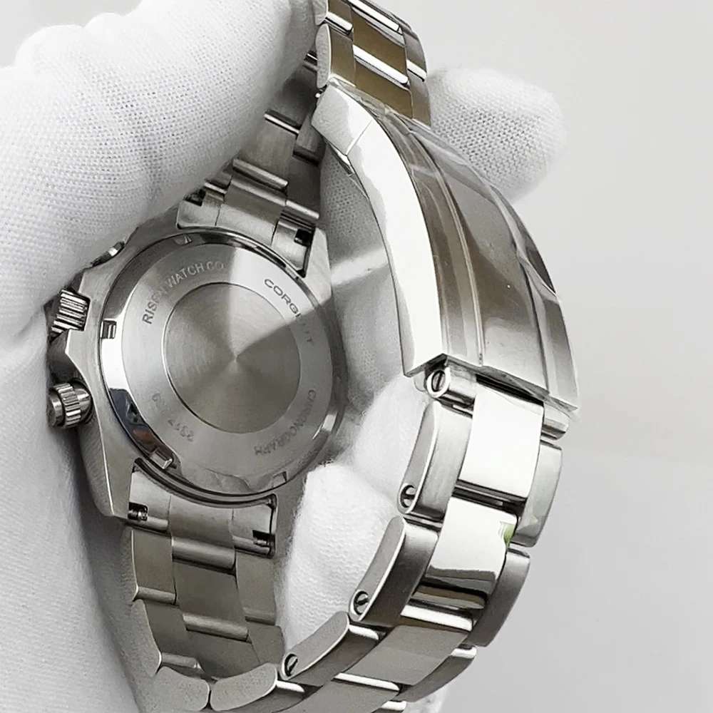 Orologio personalizzato da 39 mm al quarzo per uomo Cronografo di lusso Moda Zaffiro Orologi da polso da uomo sportivi alla moda con cinturino in acciaio