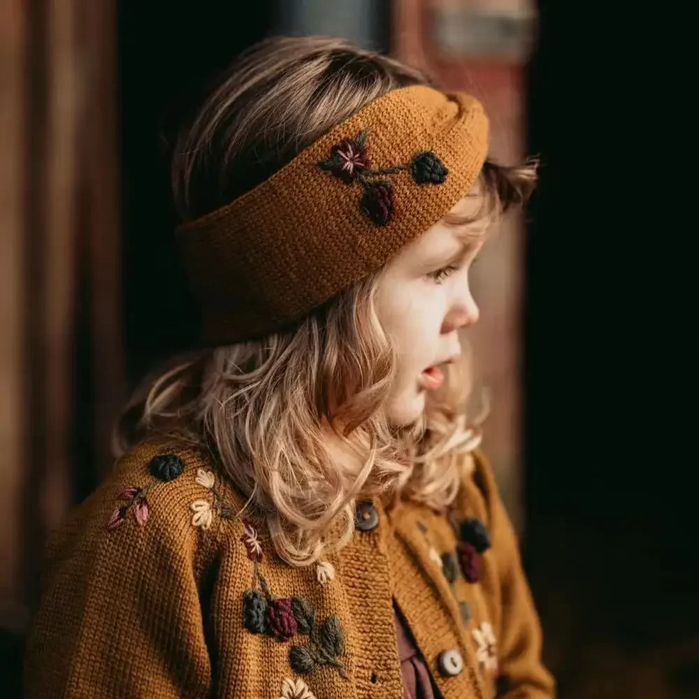 Op voorraad! Blackberry wollen gebreide muts met haarband voor meisjes, winddichte en warme kindermutsen en petten voor herfst en winter