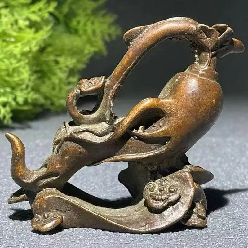 Solid old sculpture of ginseng and wish-fulfilling, vintage tea ceremony ornament