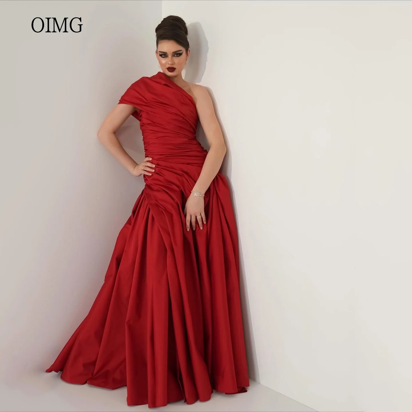 

OIMG Red One Shoulder A Line Prom Gowns Satin Backless Tiered Formal Party Gown Floor Length Gala-ready Evening Dress Customized
